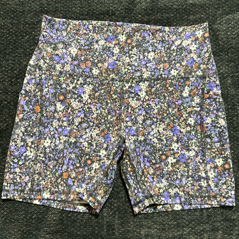 Lululemon HR Align Short 6in.
